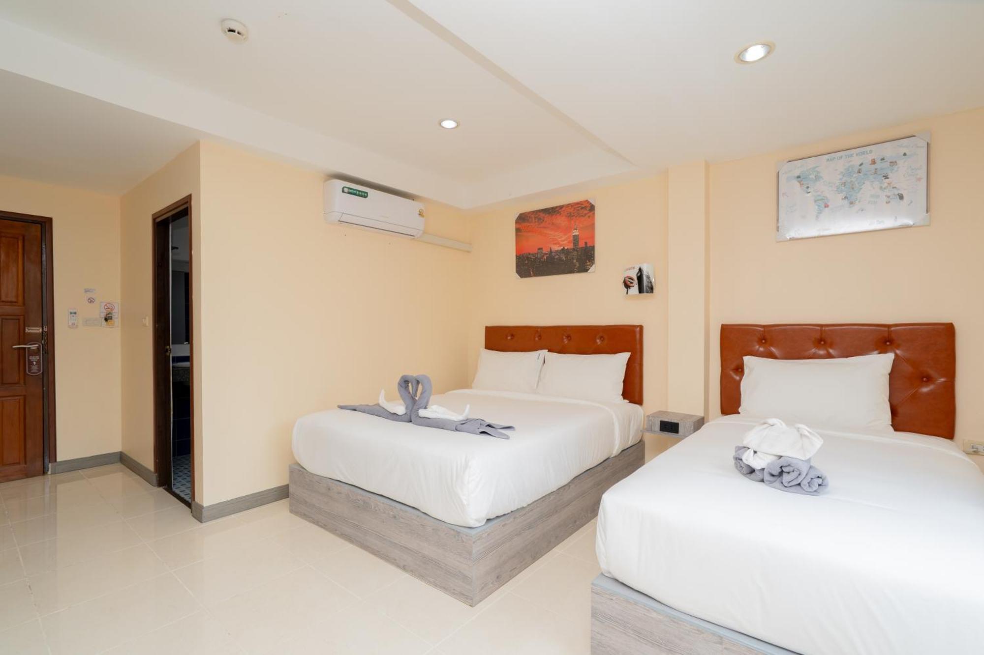 Square One Hotel Patong Экстерьер фото