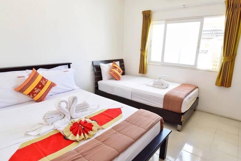 Square One Hotel Patong Экстерьер фото